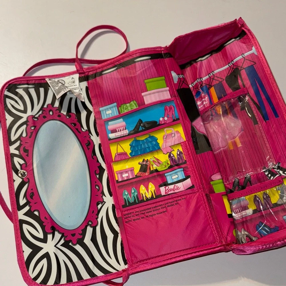 Fun Pink‎ Barbie Accessory Purse!